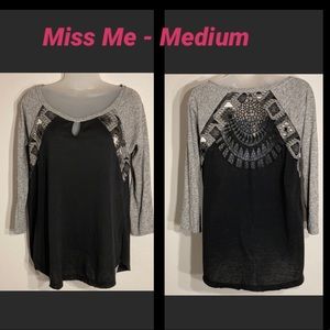 Miss Me Crocheted knit granny square 3/4 Sleeve Top Medium